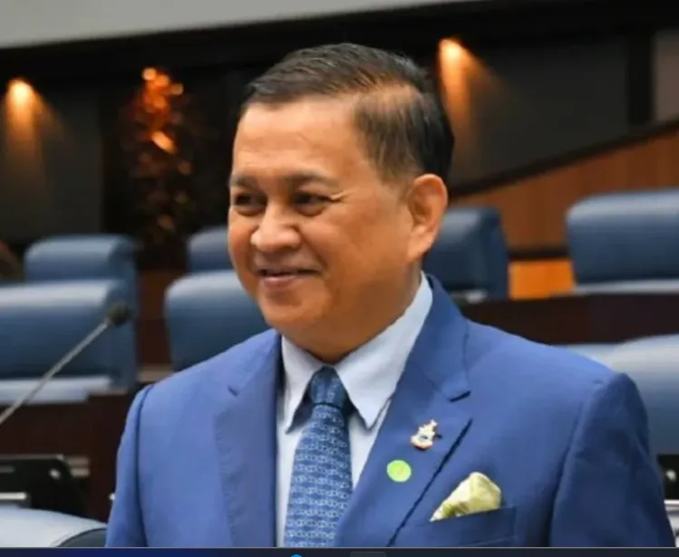 Datuk arifin Arif