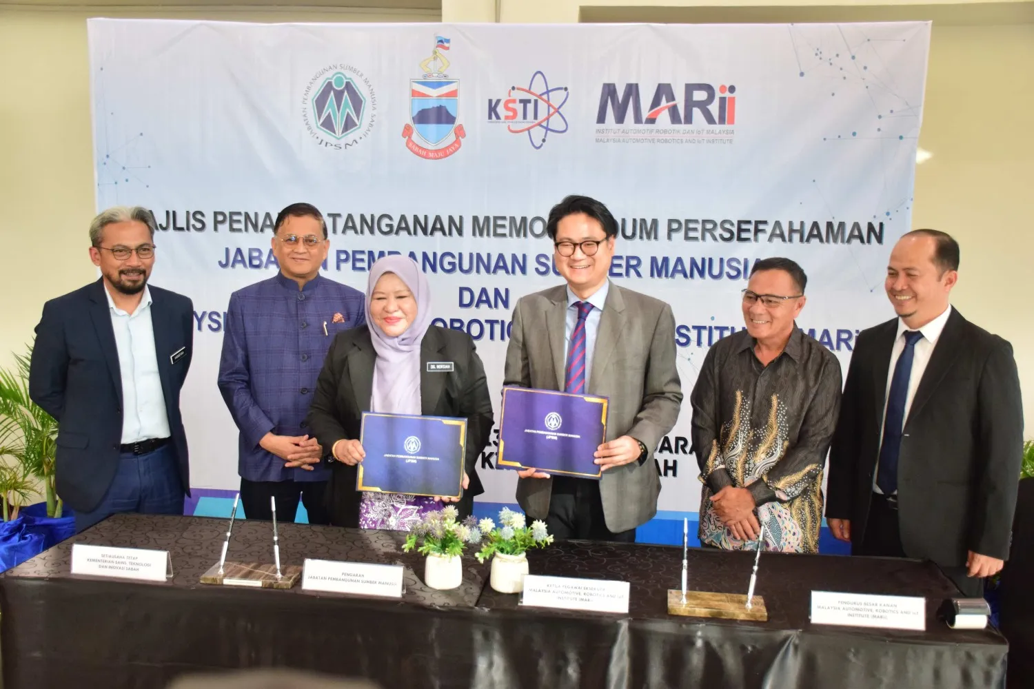 Mou Marii & JPSM